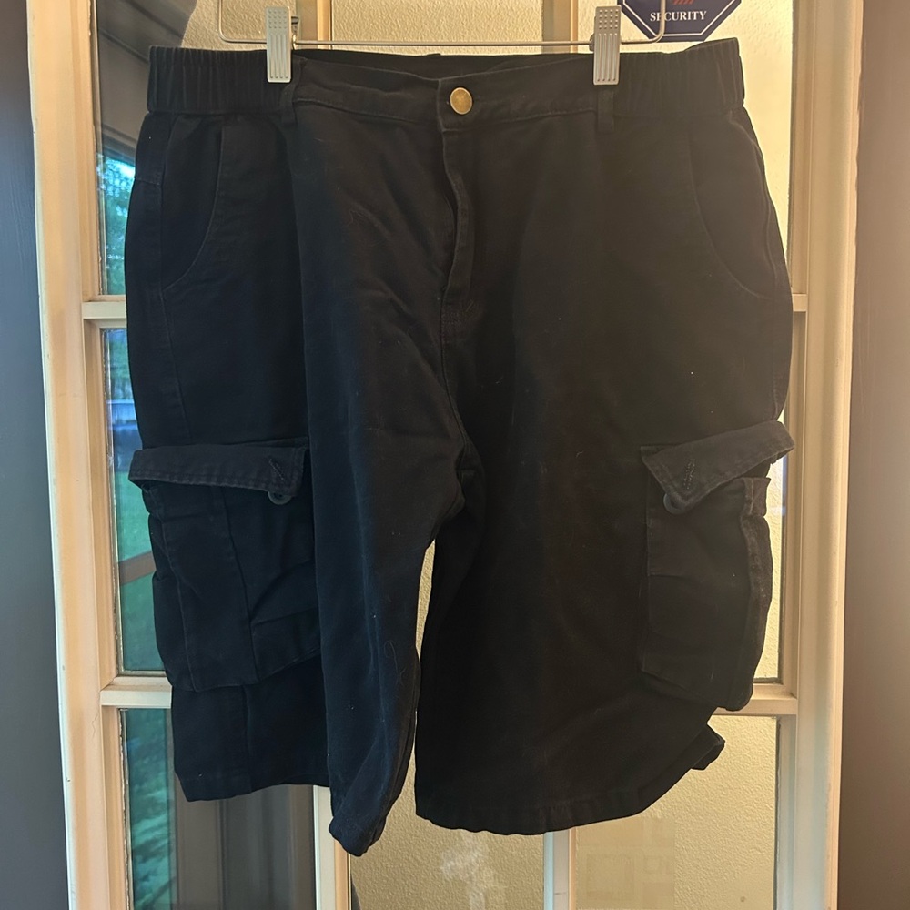 Men's Black Cargo Shorts